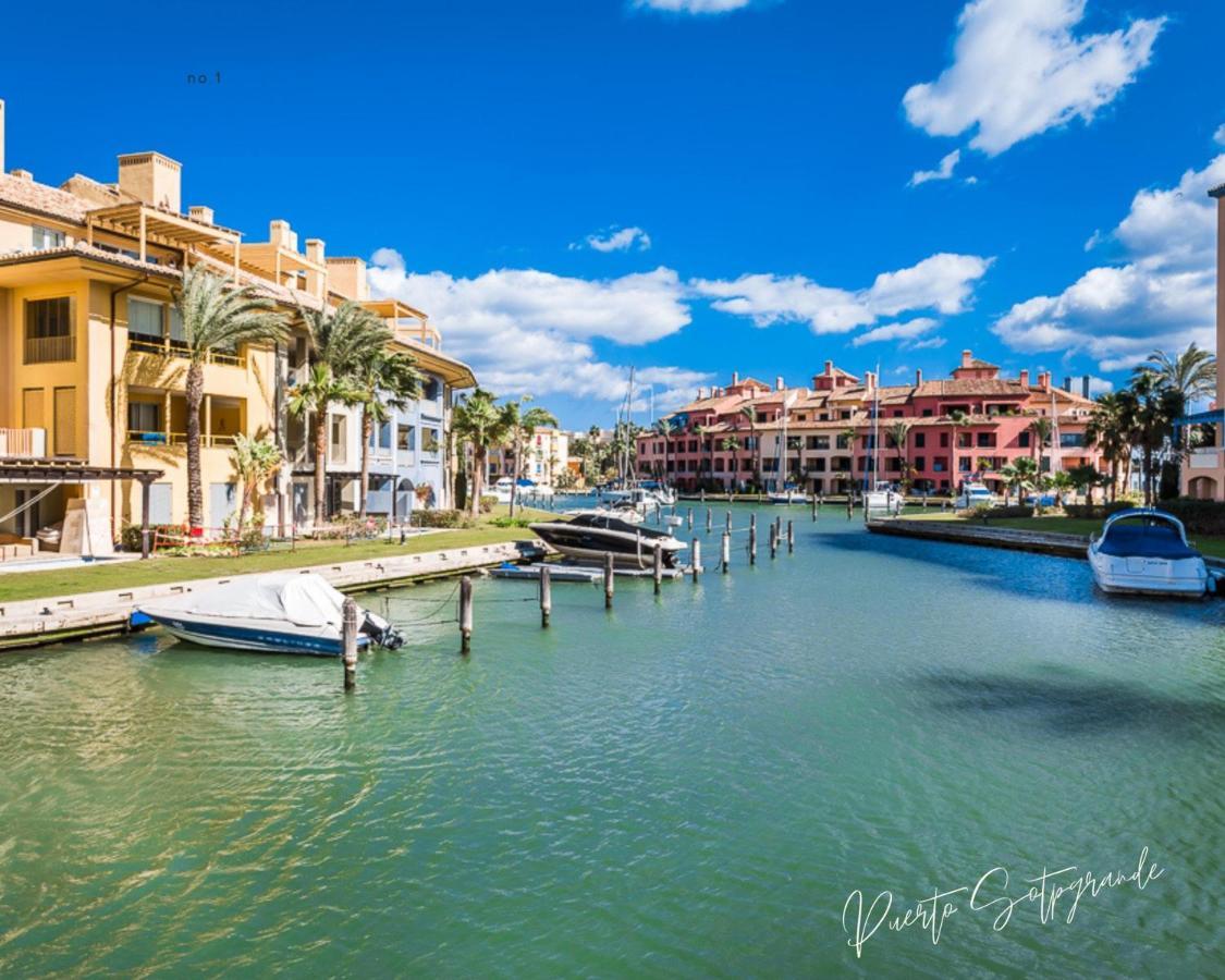 Casasalerosa - Brand New 3 Bed Flat In Manilva Apartment Castillo de Sabinillas Luaran gambar